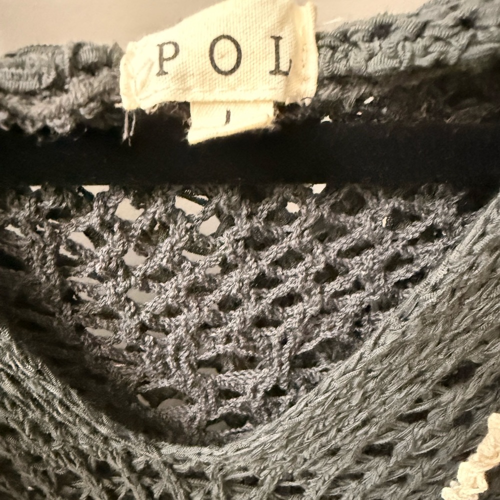 POL Black and Cream V-Neck Sweater - Picture 4 of 4
